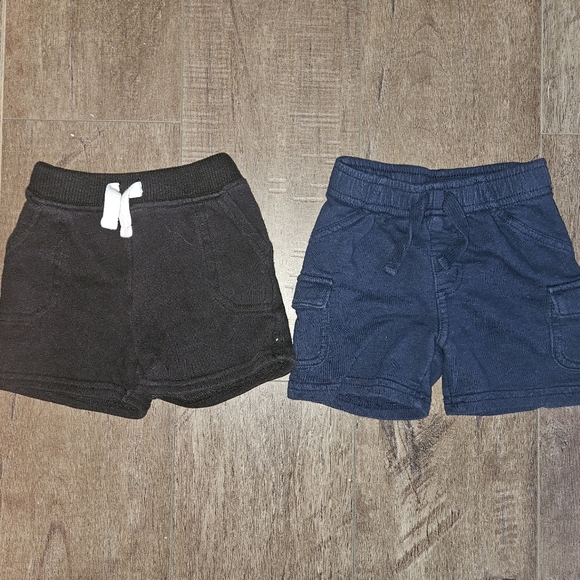 BOY Shorts Bundle ⚽️ 12 Months 🏀 17 Pieces - Picture 6 of 8